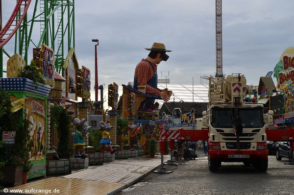 aufbau cranger kirmes 31uli2019