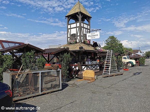 aufbaubilder cranger kirmes 17uni24