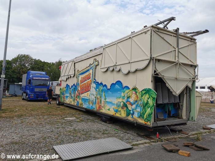 aufbau cranger kirmes 14juli 2025